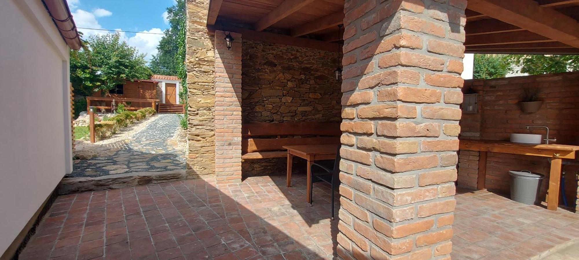 Apartmany Ve Starem Pivovaru Malesov ภายนอก รูปภาพ
