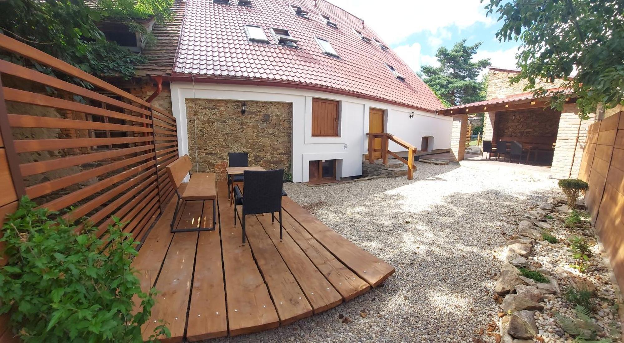 Apartmany Ve Starem Pivovaru Malesov ภายนอก รูปภาพ
