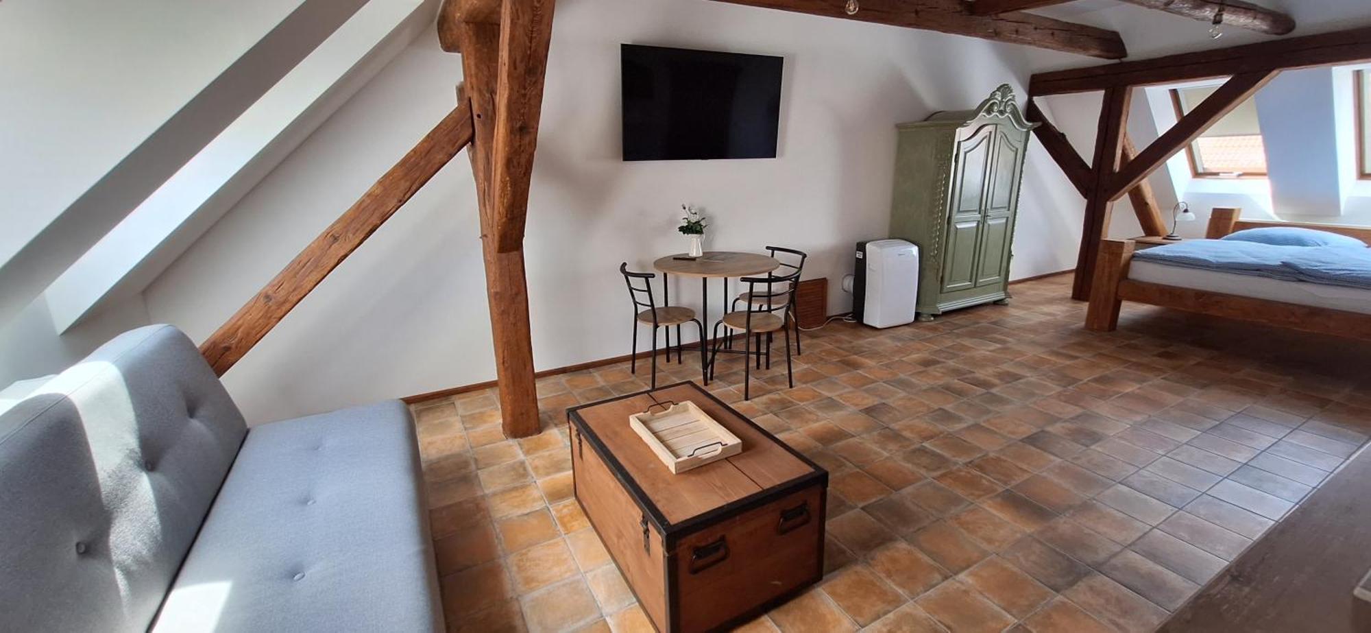 Apartmany Ve Starem Pivovaru Malesov ภายนอก รูปภาพ
