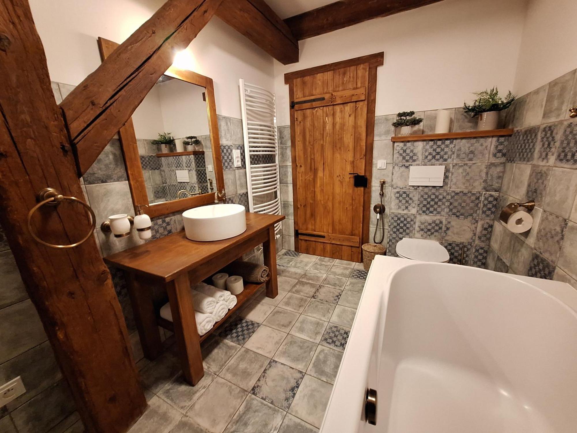 Apartmany Ve Starem Pivovaru Malesov ภายนอก รูปภาพ